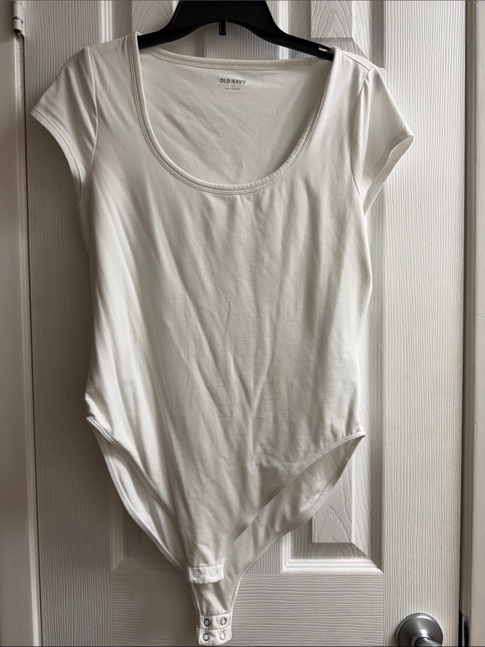 Old Navy White Scoop Neck Short Sleeve Bodysuit with Snap Closure